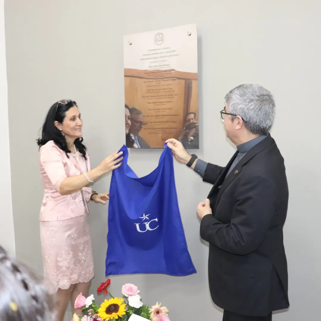 Inauguración del Salón Auditorio de la Universidad Católica Unidad Pedagógica San Ignacio Guazú